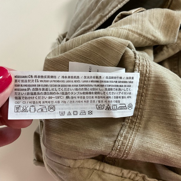 Abercrombie & Fitch Utility Short - Picture 9 of 10